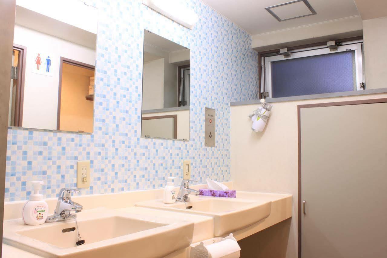 T&K Hostel Kobe Sannomiya East Eksteriør billede